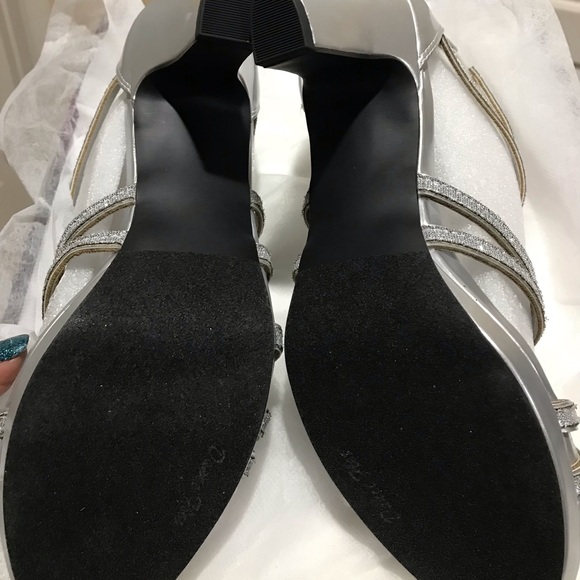 Silver Glitter heels - Picture 9 of 12